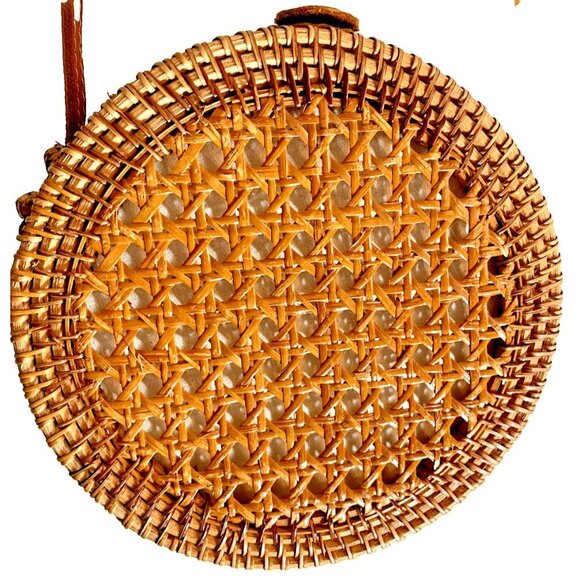 Round Rattan Woven Crossbody 8" Bag Purse Leather Strap& Closure Boho Bali Style - Picture 3 of 7